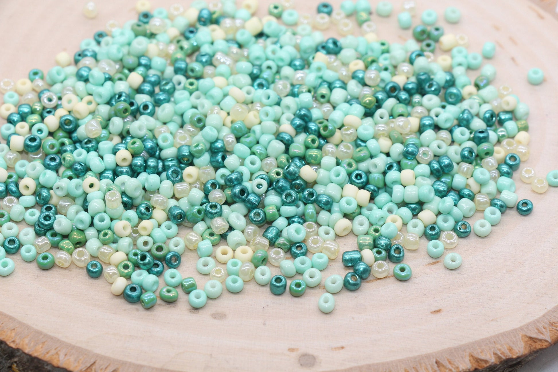 Mix Green and Cream Glass Seed Beads, 3mm Glass Seed Beads, Rocailles Beads, Beading Supplies, Bracelet Beads, Jewelry Making Beads #3117